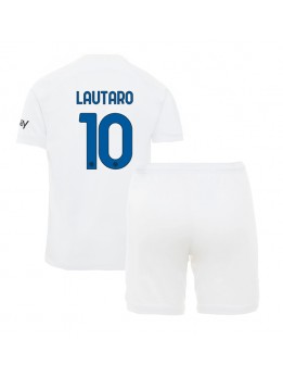 Otroški Nogometna dresi replika Inter Milan Lautaro Martinez #10 Gostujoči 2023-24 Kratek rokav (+ hlače)